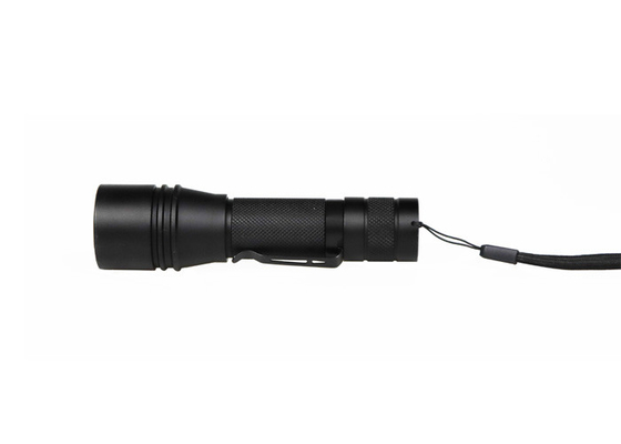 1000 Lumen Zoomable Rechargeable Dive Torch 10 Watt Convenient To Operate