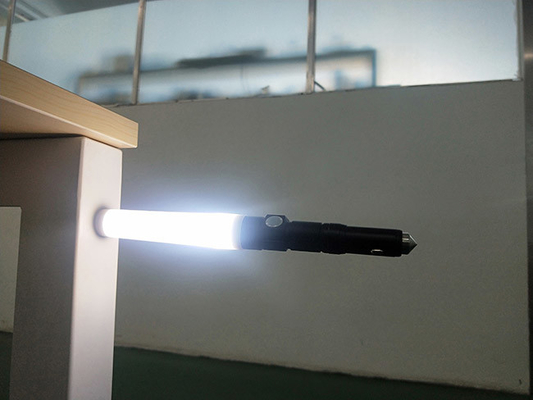 Zoomable  Waterproof  High Lumen Led Flashlight Magnetic Base 150m Lighting Range